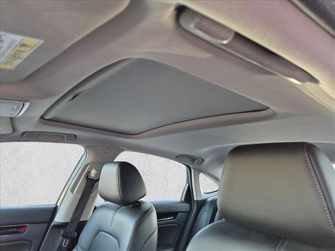 Used 2024 Honda Civic Touring image 15