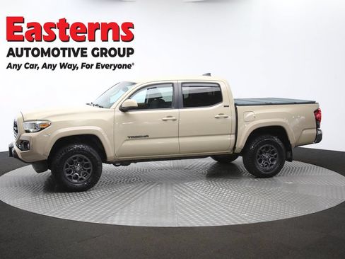 Used 2018 Toyota Tacoma SR5 AWD/4WD image 56