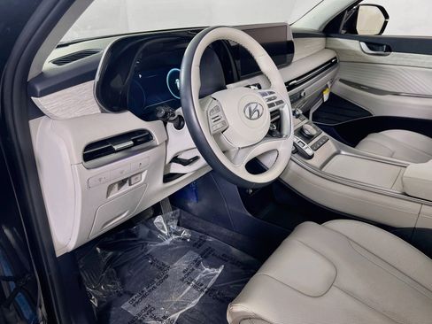 Used 2024 Hyundai Palisade Calligraphy AWD/4WD image 9