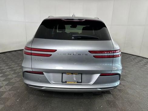 Used 2023 Genesis Electrified GV70 Advanced image 4