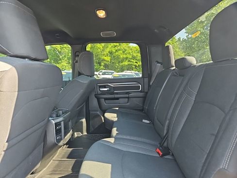 Used 2024 RAM 3500 Big Horn w/ Sport Appearance Package AWD/4WD image 15
