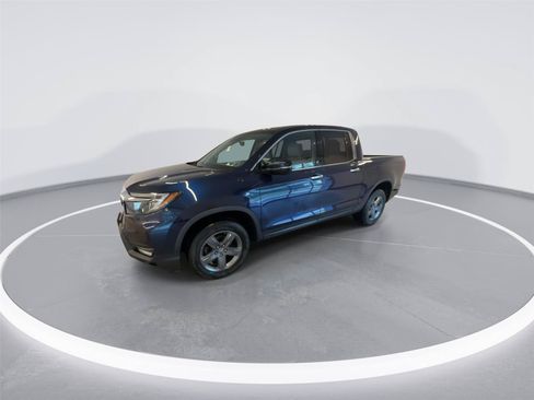 Used 2022 Honda Ridgeline RTL-E image 3