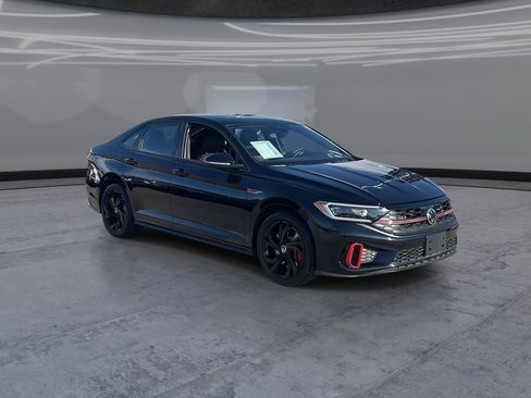 Certified 2023 Volkswagen Jetta GLI Autobahn FWD image 2