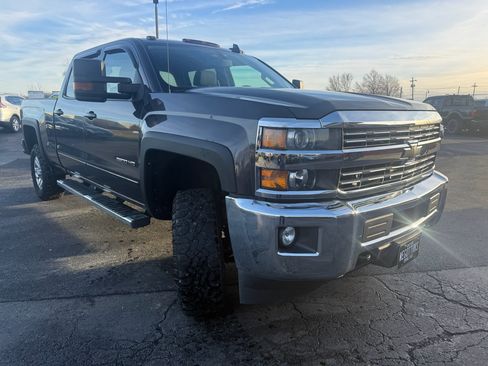 Used 2016 Chevrolet Silverado 2500 LT w/ LT Convenience Package image 3