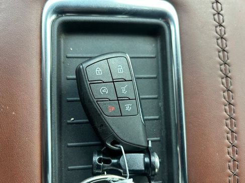 Used 2023 GMC Yukon Denali Ultimate AWD/4WD image 41