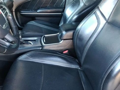 Used 2019 Dodge Charger SXT image 7