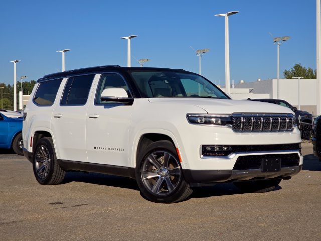 Used 2022 Jeep Grand Wagoneer Series I AWD/4WD image 2
