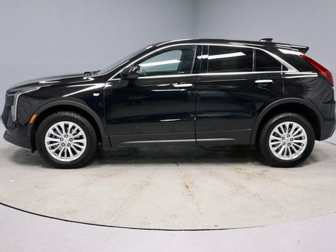 Used 2024 Cadillac XT4 Luxury image 7
