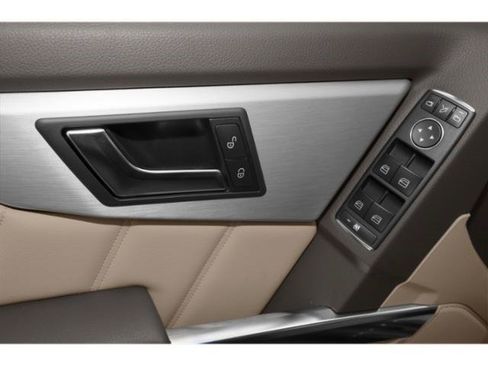 Used 2015 Mercedes-Benz GLK 350 2WD image 20
