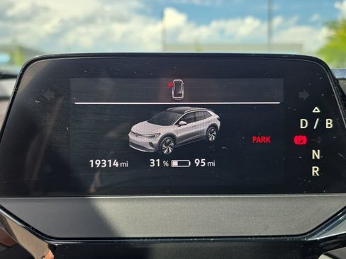 Certified 2023 Volkswagen ID.4 Pro AWD/4WD image 16