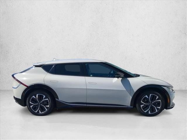 Used 2022 Kia EV6 Wind w/ Wind Technology Package AWD/4WD image 4