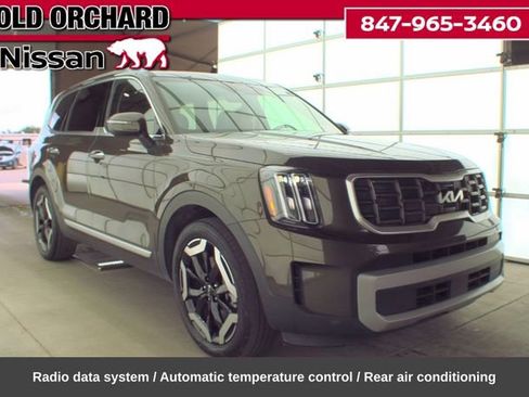 Used 2023 Kia Telluride S w/ S Sunroof Package AWD/4WD image 2