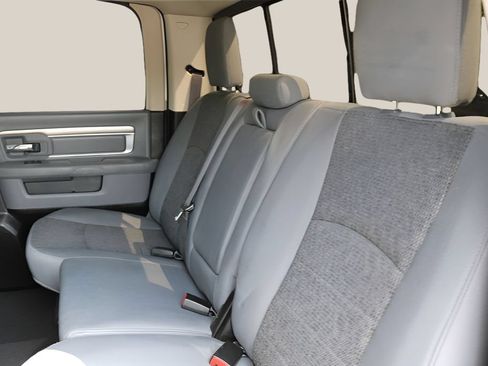 Used 2019 RAM 1500 Big Horn RWD image 18
