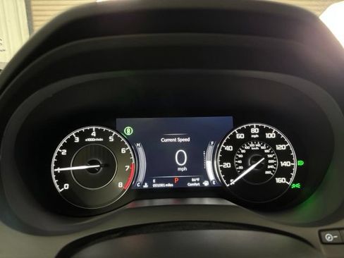 Used 2025 Acura RDX SH-AWD image 21