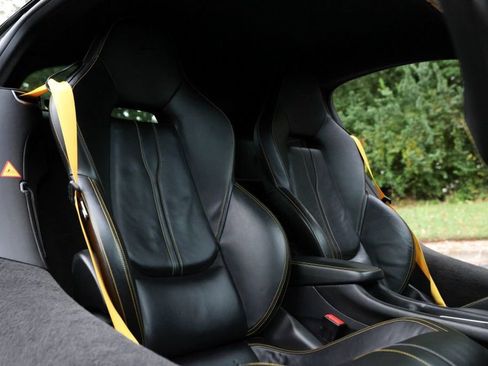 Used 2019 McLaren 570S Coupe image 7