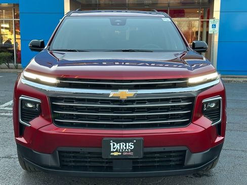 New 2026 Chevrolet Traverse LT w/ Enhanced Driving Package image 2