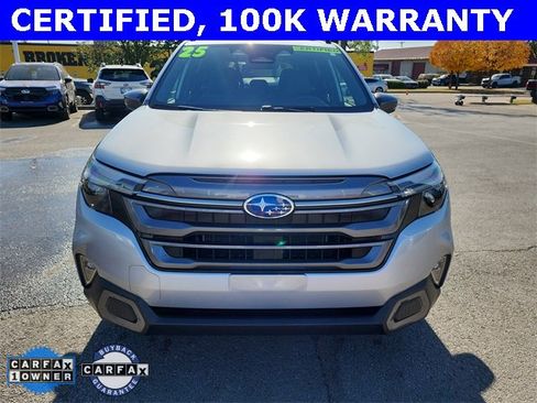 Certified 2025 Subaru Forester Limited image 9