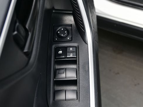 Used 2024 Toyota RAV4 LE image 10