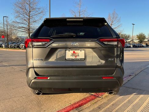New 2025 Toyota RAV4 XLE image 7