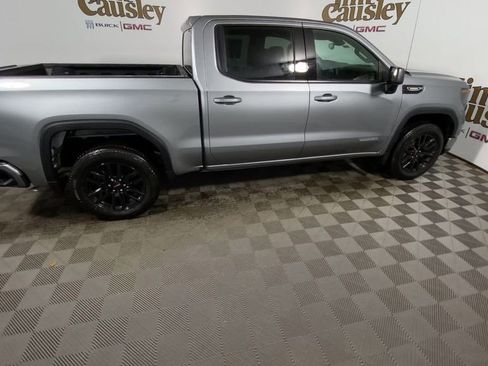 Used 2026 GMC Sierra 1500 Elevation image 9