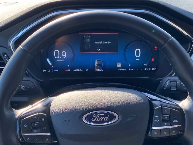 Used 2024 Ford Escape Platinum AWD/4WD image 9