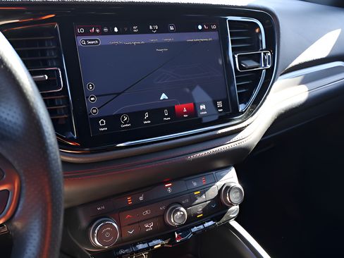 Used 2023 Dodge Durango GT AWD/4WD image 21