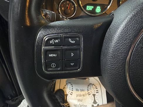 Used 2016 Jeep Wrangler Unlimited Sahara w/ Max Tow Package AWD/4WD image 15