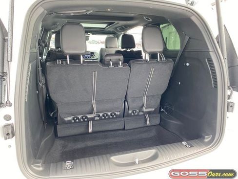 New 2026 Chrysler Pacifica Select image 9