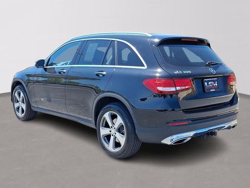 Used 2016 Mercedes-Benz GLC 300 4MATIC image 7