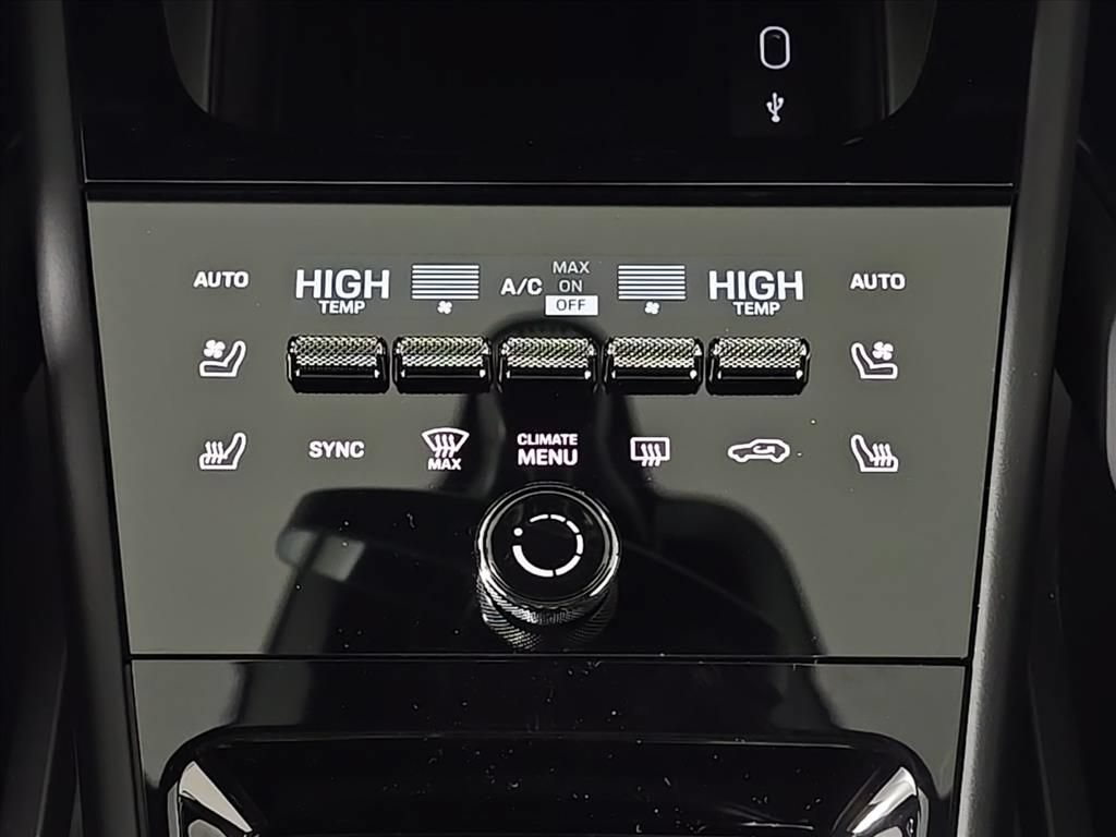 Certified 2026 Porsche Cayenne E-Hybrid AWD/4WD image 23