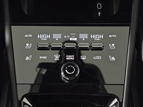 Certified 2026 Porsche Cayenne E-Hybrid AWD/4WD image 23