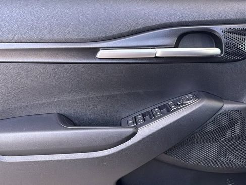 New 2026 Kia Seltos LX FWD image 11