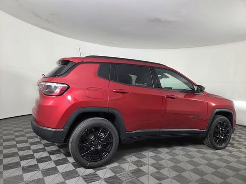 New 2026 Jeep Compass Latitude image 4