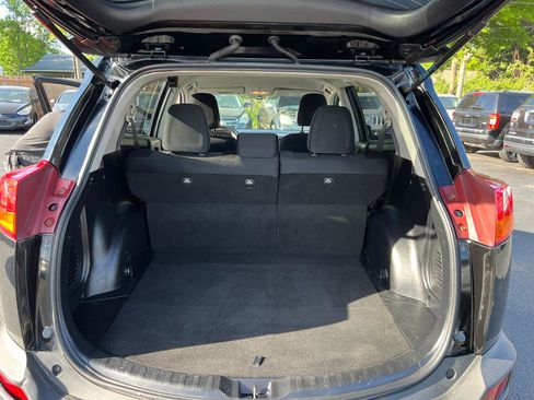 Used 2015 Toyota RAV4 LE AWD/4WD image 35