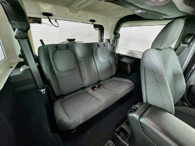 Used 2024 Jeep Wrangler Sport AWD/4WD image 29