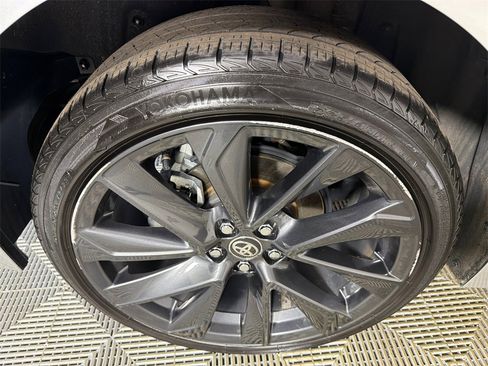 Used 2023 Toyota Corolla SE image 17