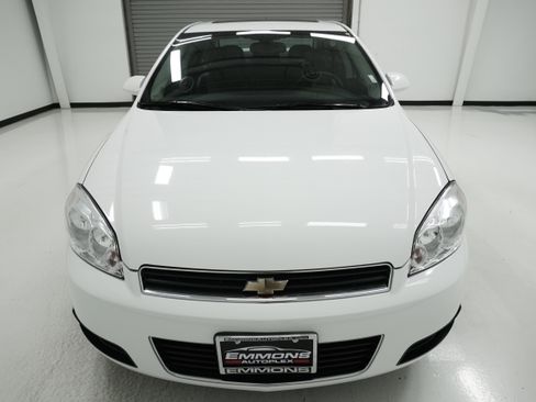 Used 2011 Chevrolet Impala LT w/ Luxury Edition Package image 2
