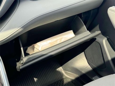 Used 2022 Toyota Highlander Limited image 37