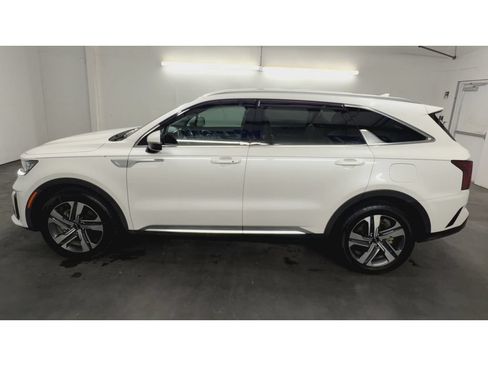 Used 2022 Kia Sorento SX AWD/4WD image 5