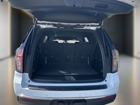 Used 2021 Chevrolet Tahoe LS RWD image 12