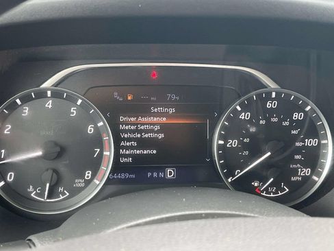 Used 2023 Nissan Titan SV RWD image 43