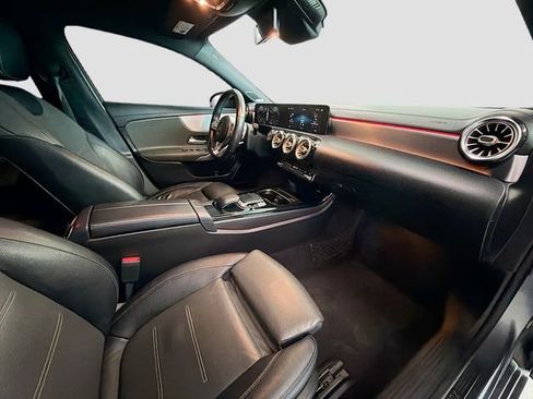 Used 2019 Mercedes-Benz A 220 4MATIC image 32