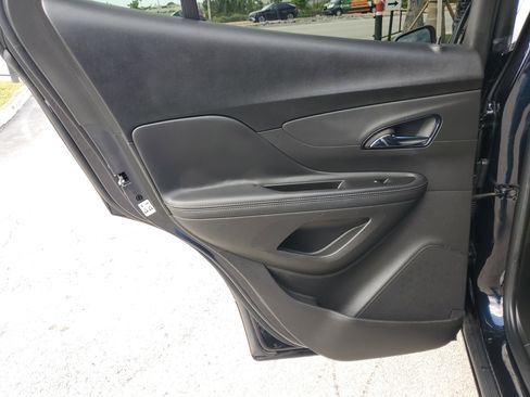 Used 2022 Buick Encore Preferred w/ Safety Package image 24