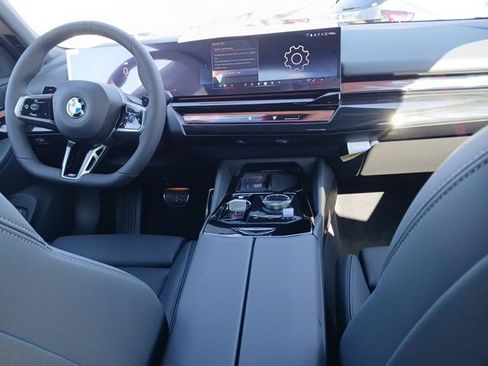 New 2026 BMW 530i image 13