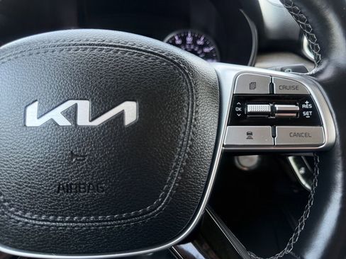 Certified 2022 Kia Telluride EX w/ EX Premium Package AWD/4WD image 26