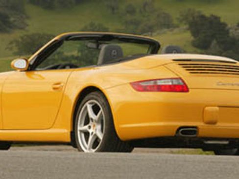 Used 2007 Porsche 911 Carrera RWD image 1