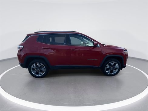Used 2021 Jeep Compass Limited image 9