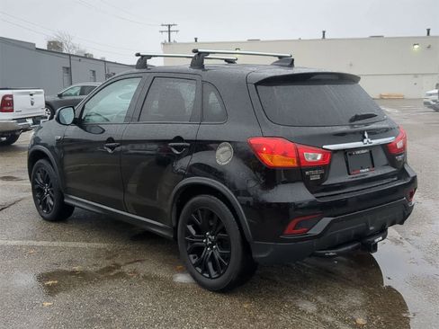 Used 2018 Mitsubishi Outlander Sport LE image 12