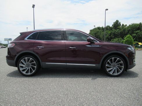Used 2020 Lincoln Nautilus Reserve w/ Equipment Group 202A AWD/4WD image 2