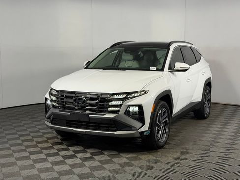 Used 2025 Hyundai Tucson Limited image 9